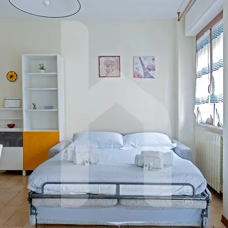 Homiday- Ospedale Cisanello - Free Parking 比萨